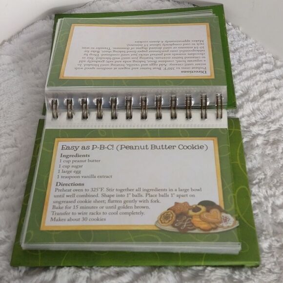 Cookie Recipe Book   - Picture 3 of 7